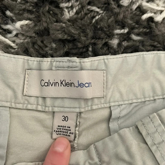 Cream Calvin Klein Jeans Shorts - Picture 3 of 4